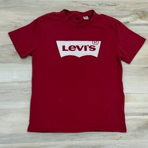 Levi's Bold Red Tee Short Sleeve with Iconic Logo Women T Shirt M